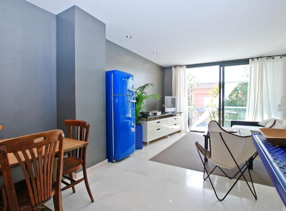 Ferienwohnung Blue Fridge Apartmen - Blue Fridge Apartmen - Ideal For Couples, Near Beach And Well Connected Vilassar De Mar Exterior foto
