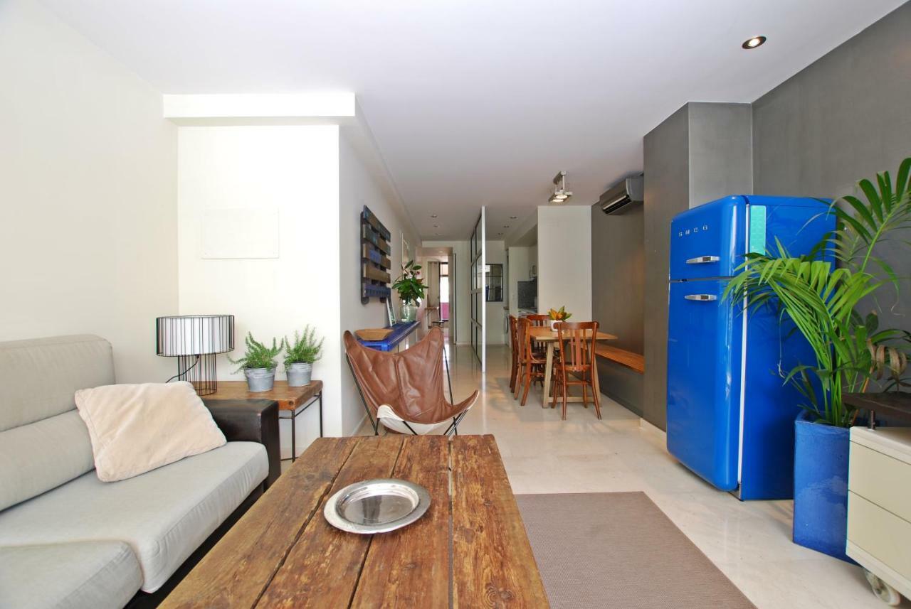 Ferienwohnung Blue Fridge Apartmen - Blue Fridge Apartmen - Ideal For Couples, Near Beach And Well Connected Vilassar De Mar Exterior foto