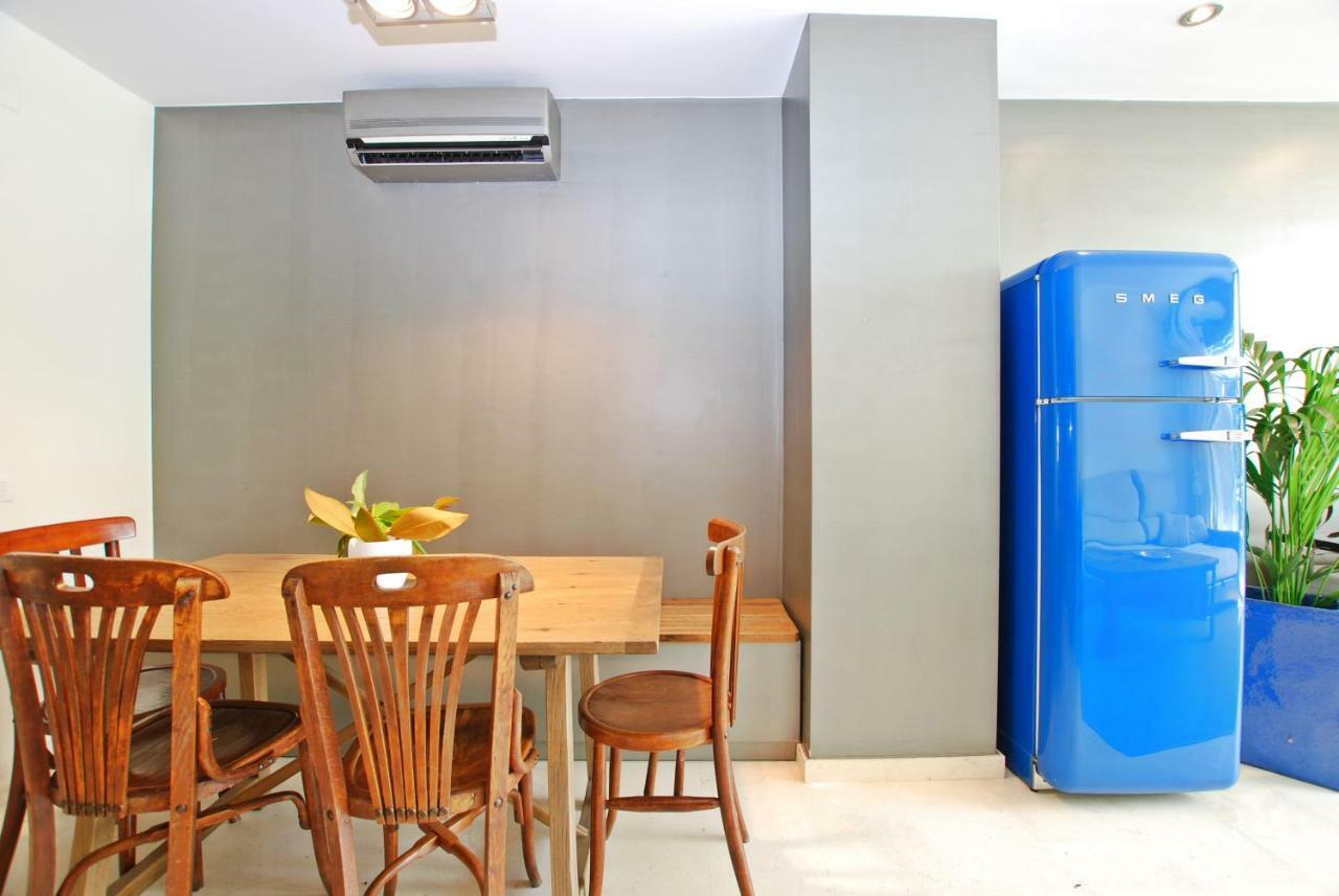 Ferienwohnung Blue Fridge Apartmen - Blue Fridge Apartmen - Ideal For Couples, Near Beach And Well Connected Vilassar De Mar Exterior foto